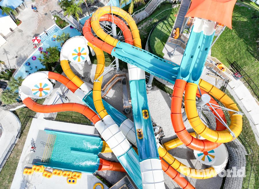 rapids-waterpark-mega-mayhem