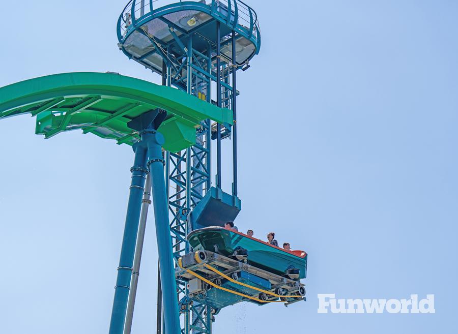 seaworld-san-antonio-catapult-falls